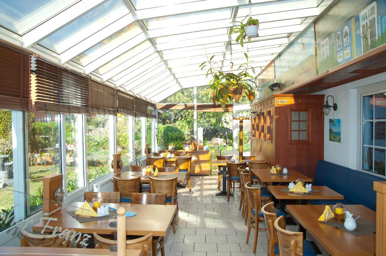 Ferien Unterm Reetdach In Gohren Hotel Goehren  Exterior foto